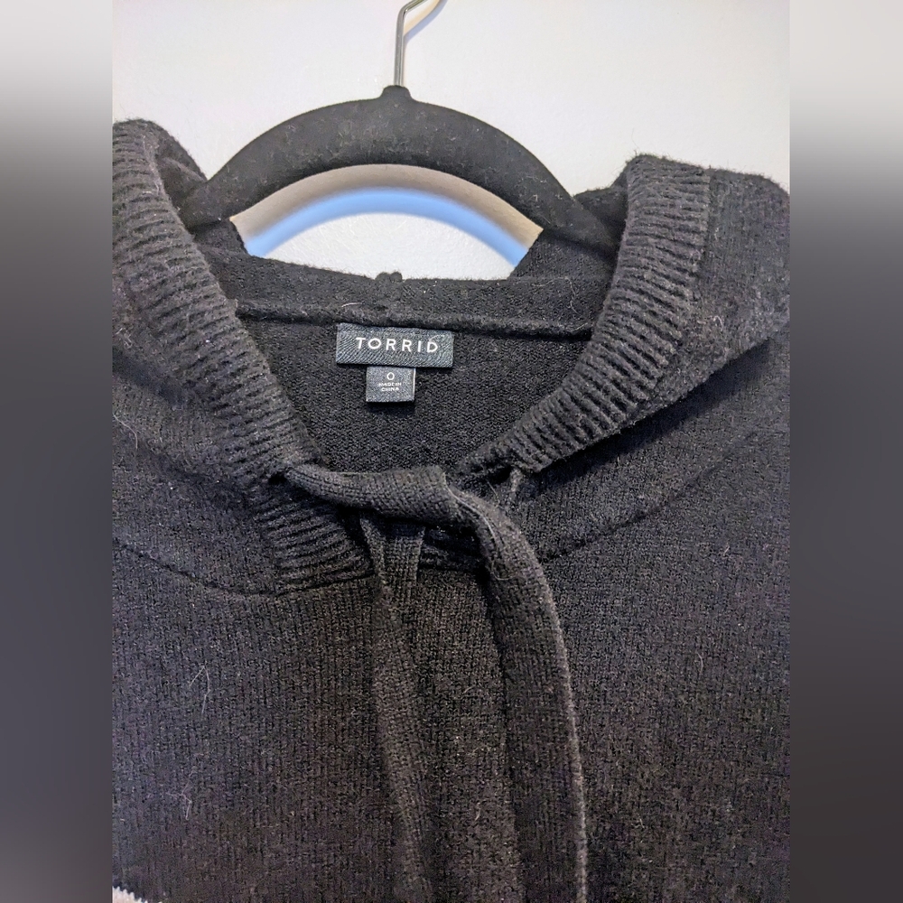 Torrid Black Knit Leopard Cheetah Hooded Sweater sz 0/L/12 - Picture 5 of 9
